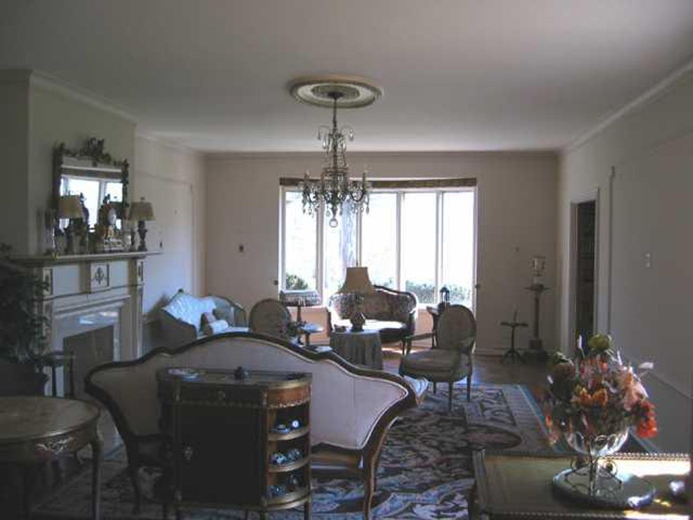 Property photo 9 - Prestigious & Private! Spacious 2-Story Home on 1+ Acre Lot